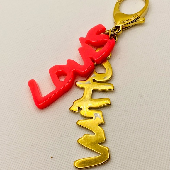 EUC Louis Vuitton LE Fuchsia Stephen Sprouse Graffiti Key Holder / Bag Charm - Picture 3 of 17